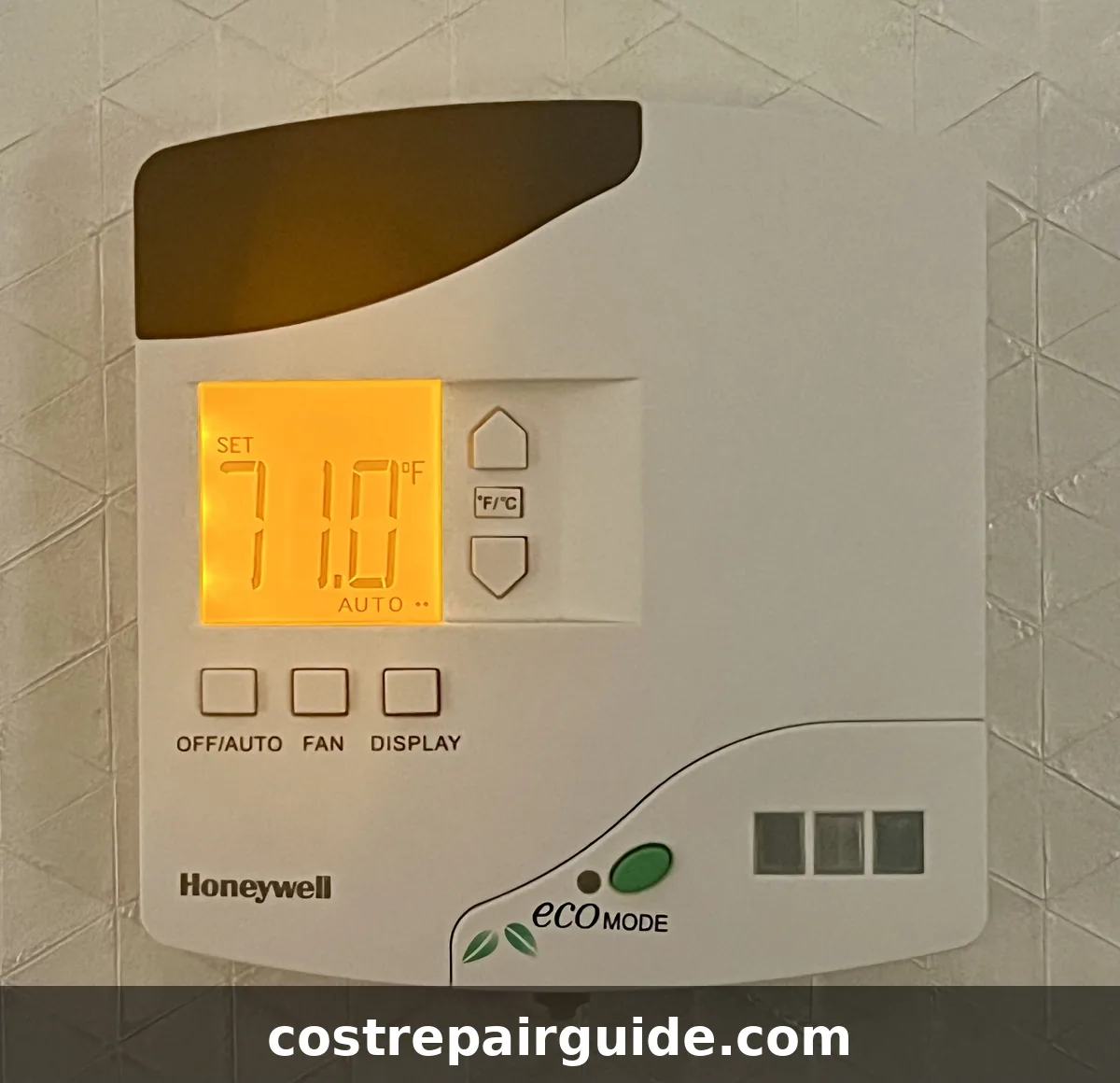 Digital programmable thermostat